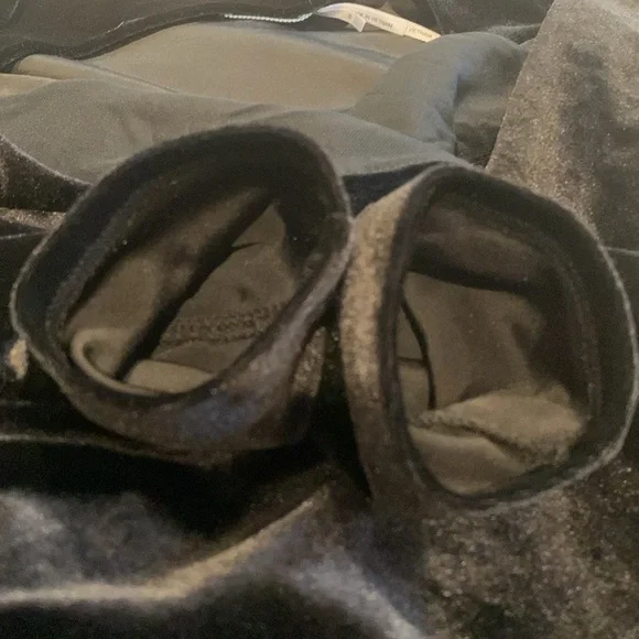 Kimchi Blue “Velour” Deep V-Neck Black Dress Size Small - Picture 14 of 15